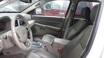 JEEP GRAND CHEROKEE 2008 1J8HR48M78C128665 image